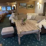 Gasthof Auberge de L'Ours Vers L'Eglise