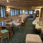 Auberge de L'Ours Gasthof Vers L'Eglise