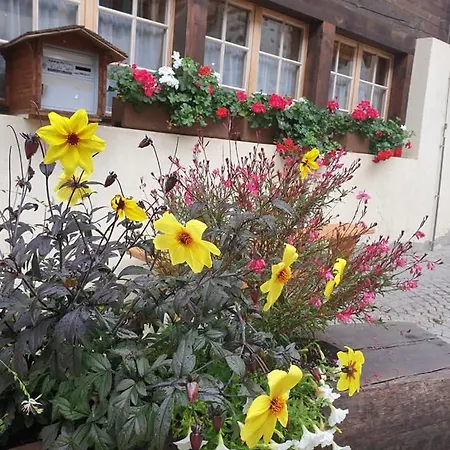 Auberge De L'Ours Inn Vers L'Eglise