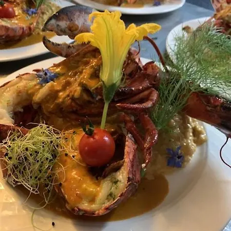 Auberge de L'Ours Vers L'Eglise