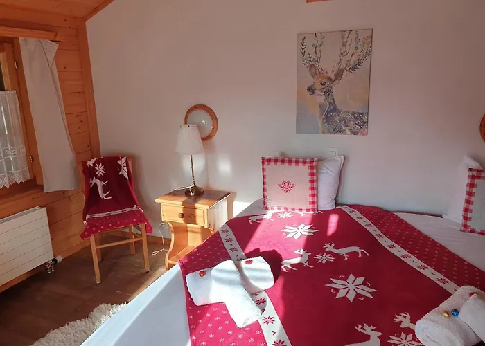 Inn Auberge De L'Ours Vers L'Eglise