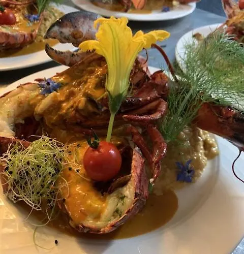 Auberge De L'Ours Vers L'Eglise