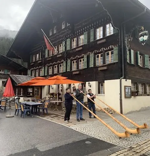 Inn Auberge De L'Ours