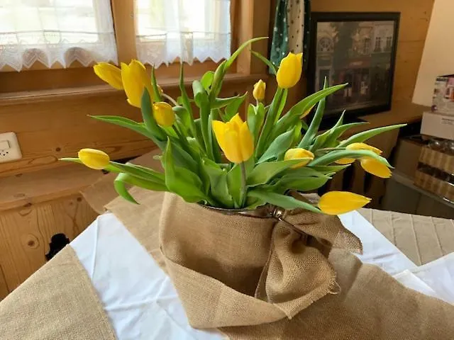 Auberge De L'Ours Inn *