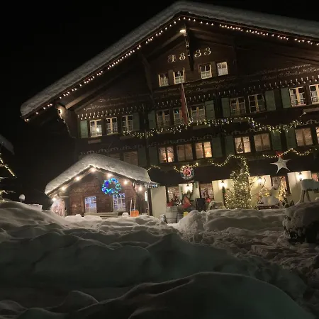 Auberge De L'Ours * Vers L'Eglise