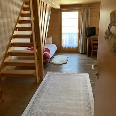Auberge De L'Ours Locanda Vers L'Eglise