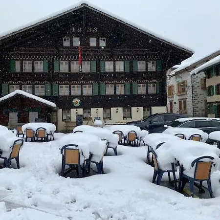 Herberg Auberge De L'Ours Vers L'Eglise