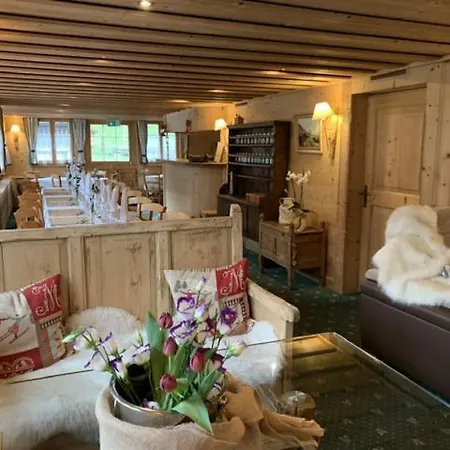 Auberge De L'Ours