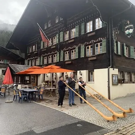 Inn Auberge De L'Ours